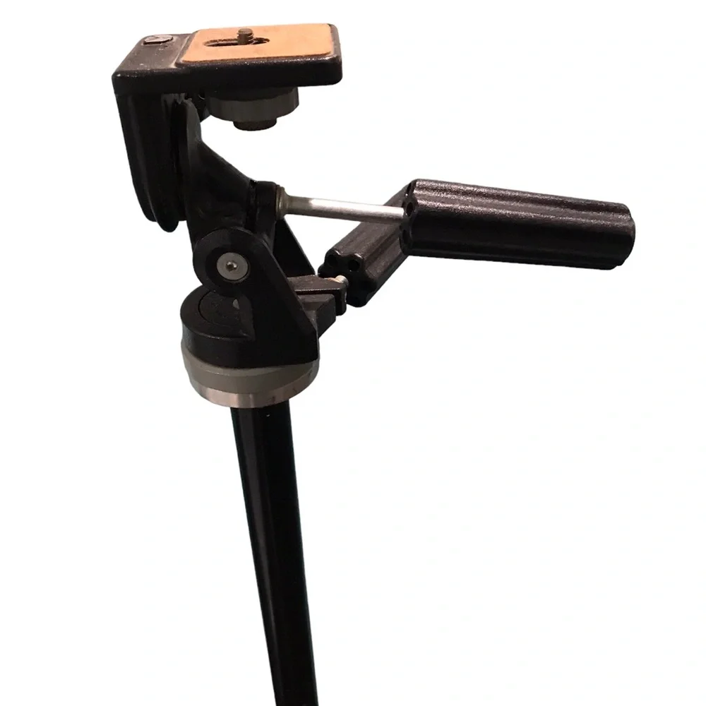 Bogen Manfrotto 3211 Professional Camera Tripod 24-67” anodized legs /3029 Head